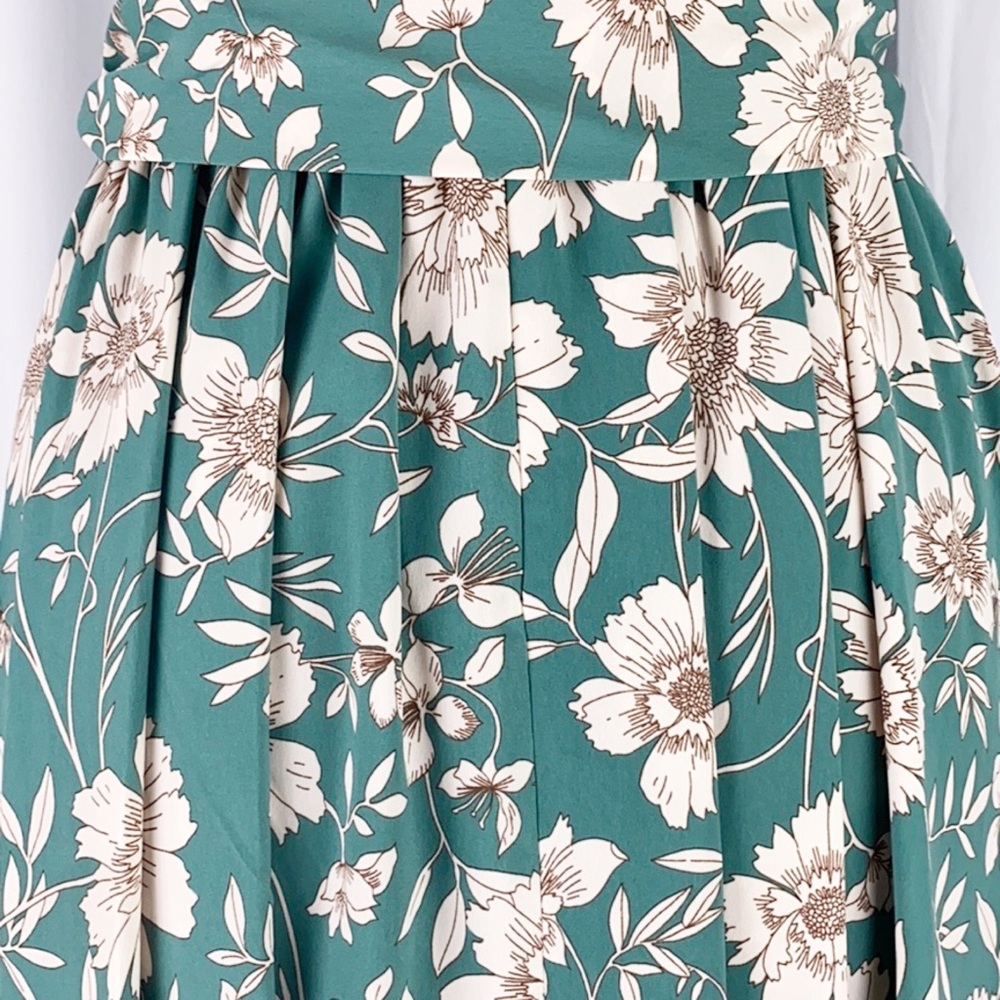 Gal Meets Glam Shannon Pleat Neck Maxi Dress - Picture 13 of 15